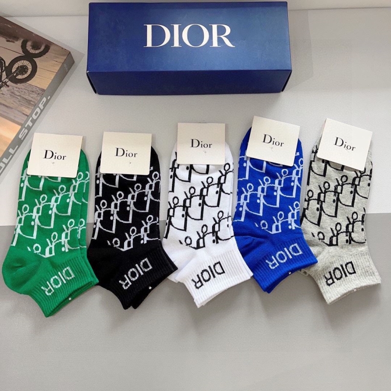 DIOR